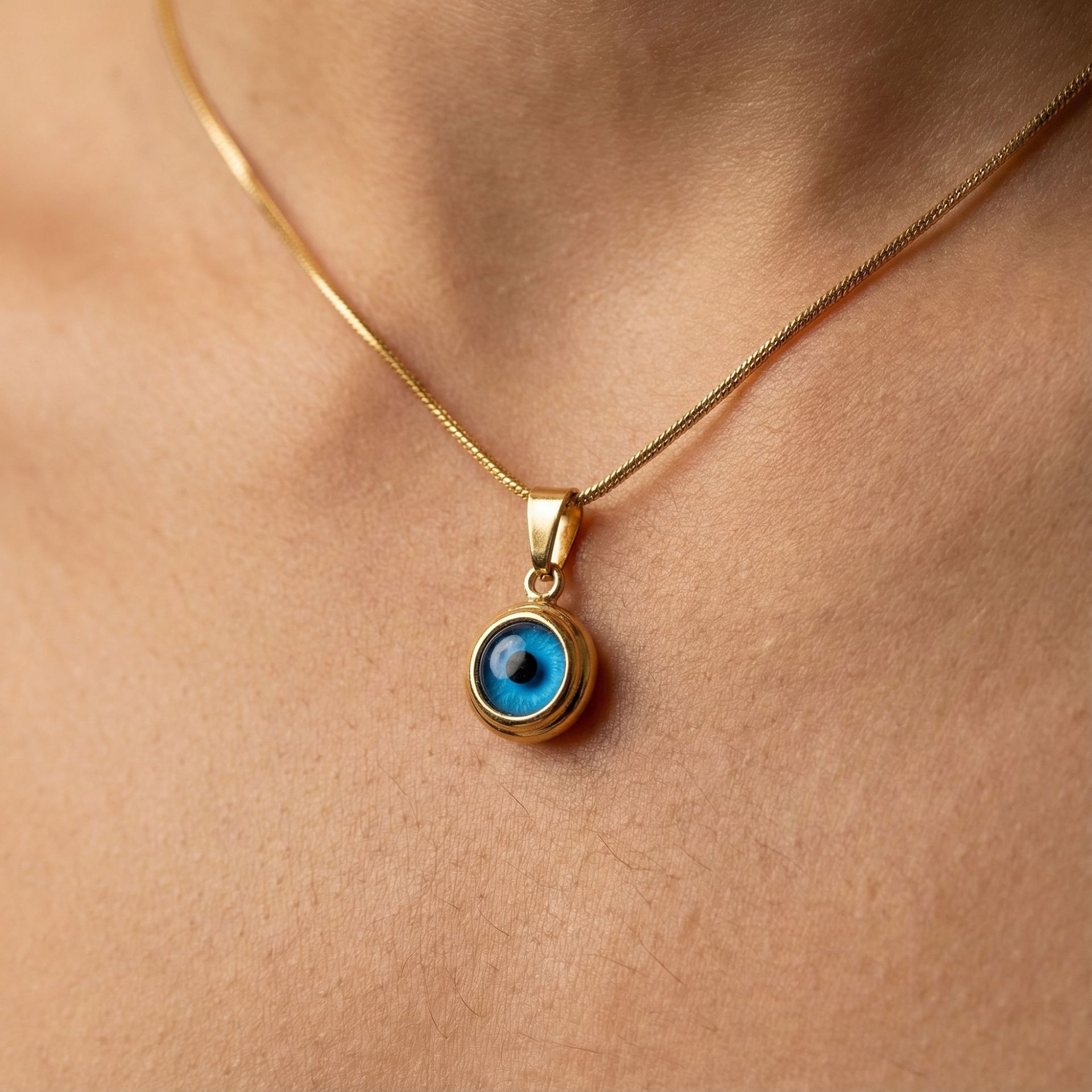 Angels Eye Titanium Steel Gold-Plated Clavicle Chain