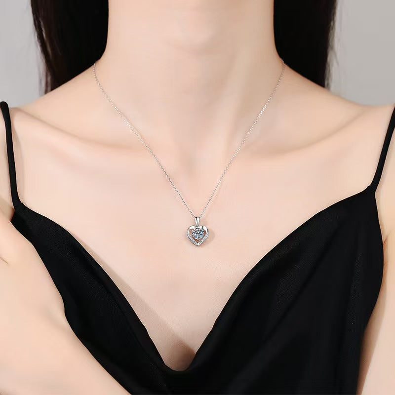S925 Sterling Silver Love Heart Womens Eternal Heart Moissanite Necklace