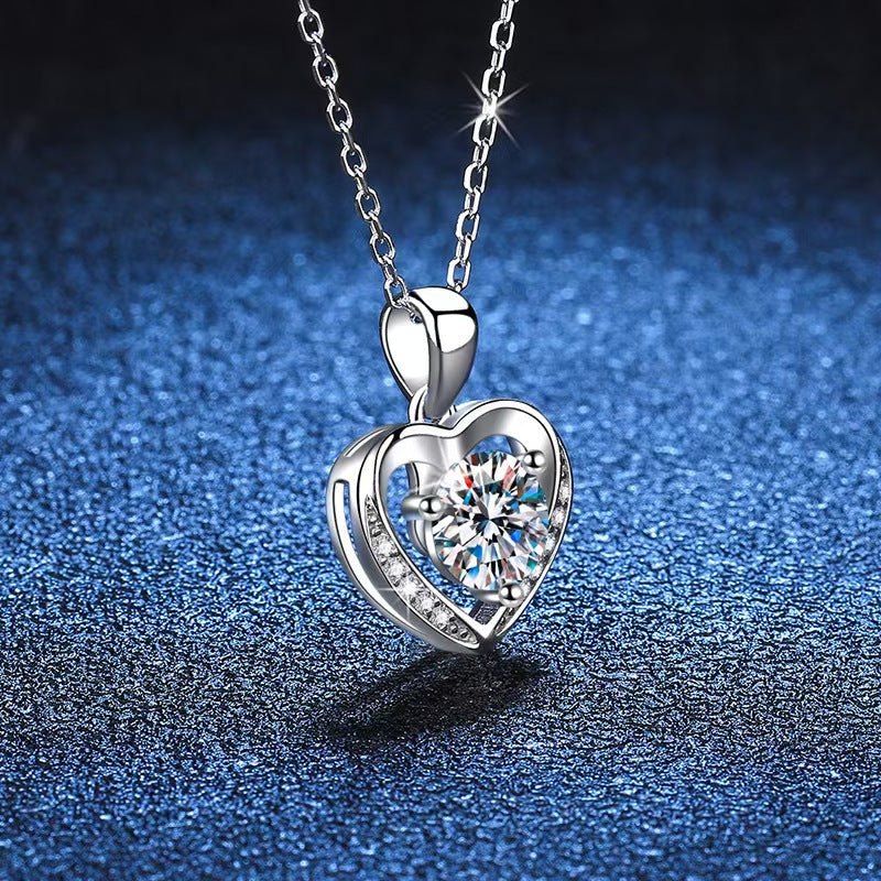 S925 Sterling Silver Love Heart Womens Eternal Heart Moissanite Necklace